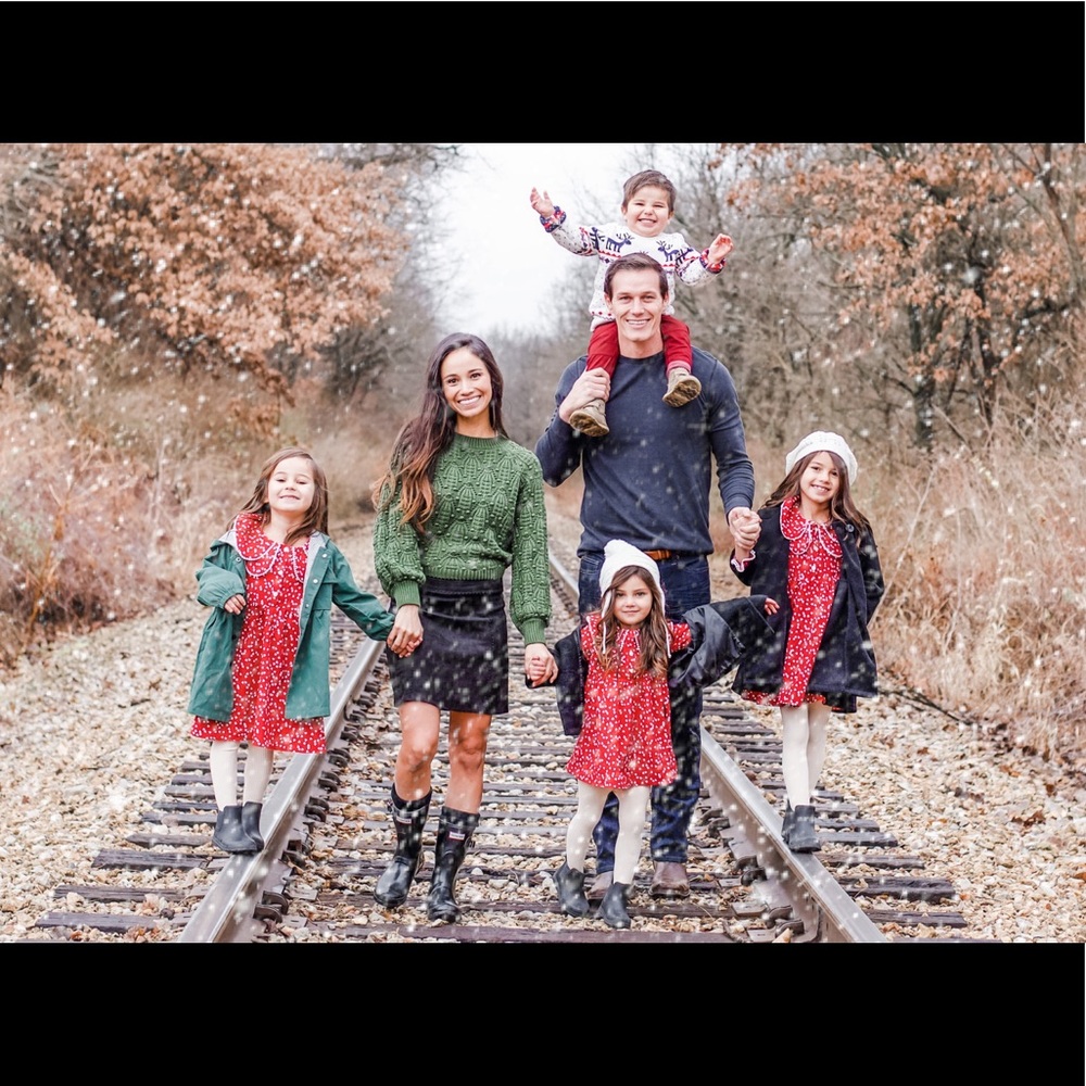 Meet your Posher, Monique